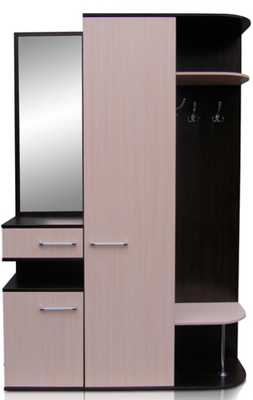 Прихожая Орест, Орех лесной