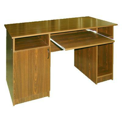 Стол производства «Дім меблів»